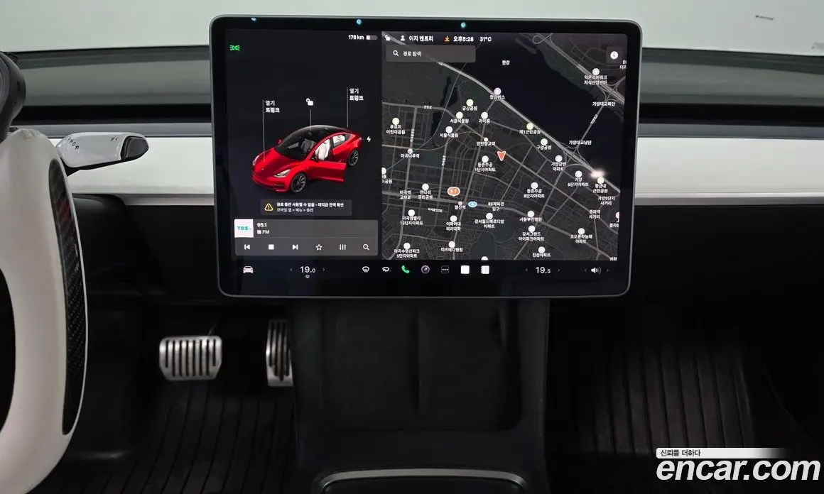 Tesla Model 3 2021 0.2 автомат (гидро), фото 14