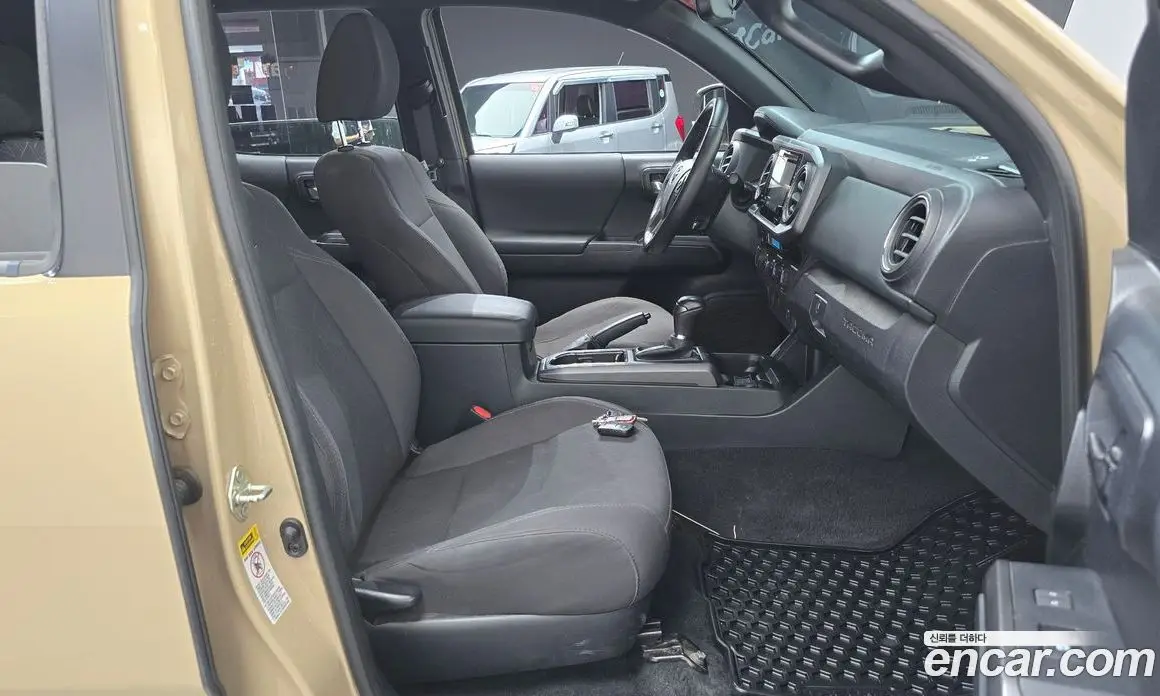 Toyota Tacoma 2017 3.5 автомат (гидро), фото 17