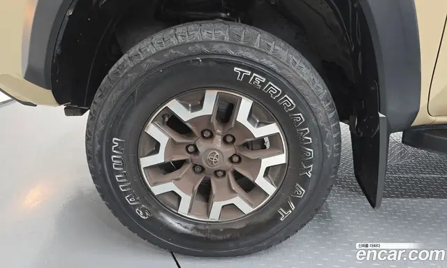 Toyota Tacoma 2017 3.5 автомат (гидро), миниатюра 5