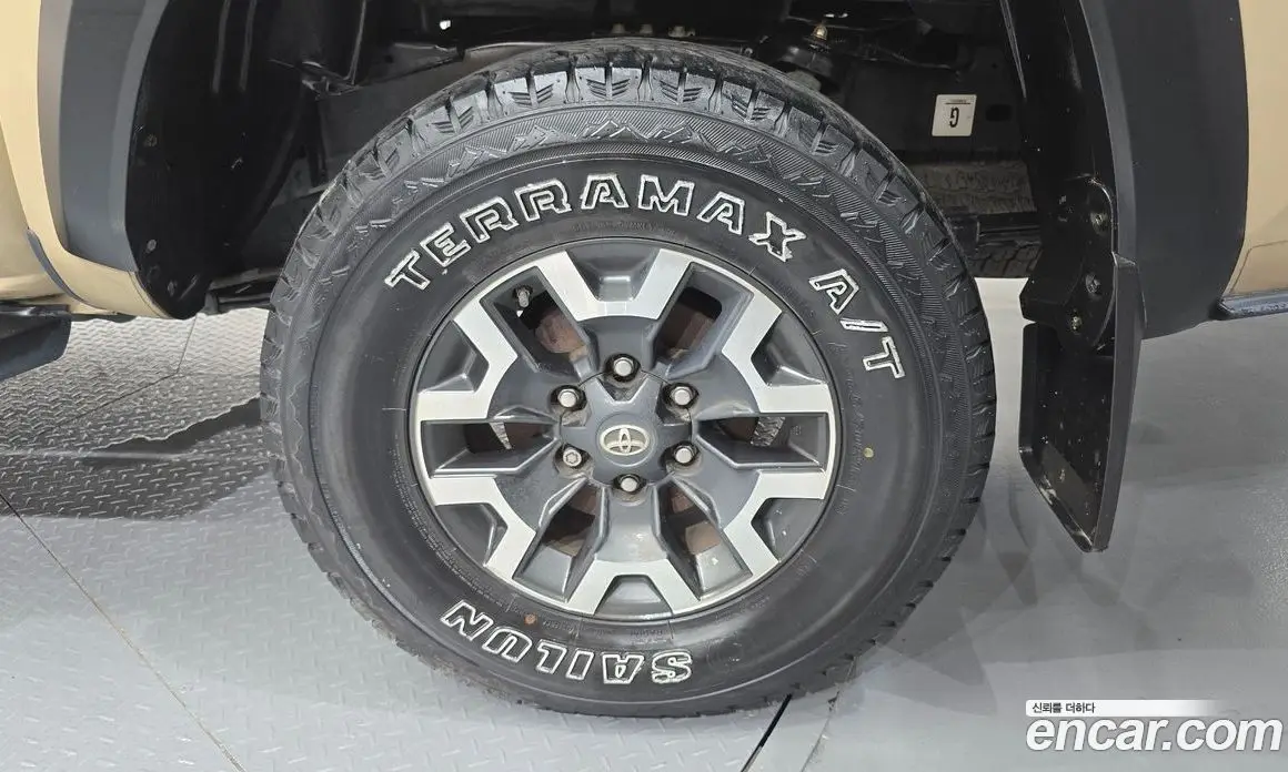 Toyota Tacoma 2017 3.5 автомат (гидро), фото 7