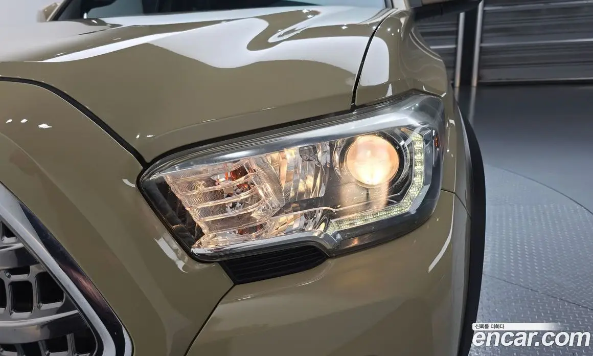 Toyota Tacoma 2017 3.5 автомат (гидро), фото 8