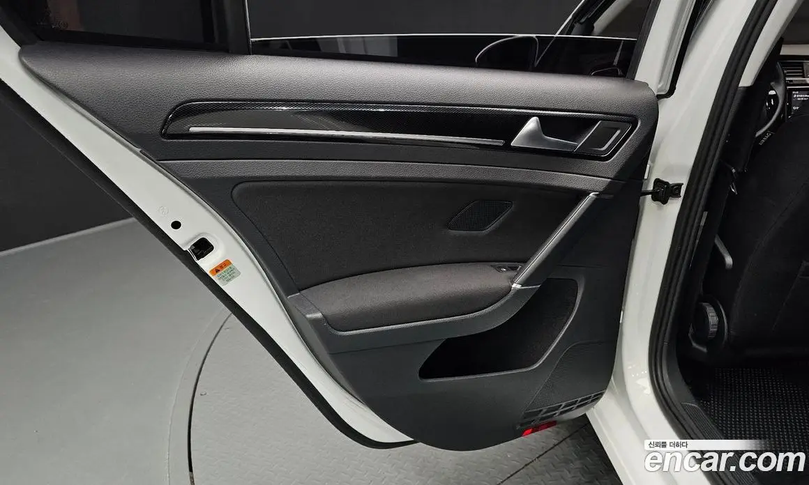 Volkswagen Golf 2014 2.0 автомат (гидро), фото 14
