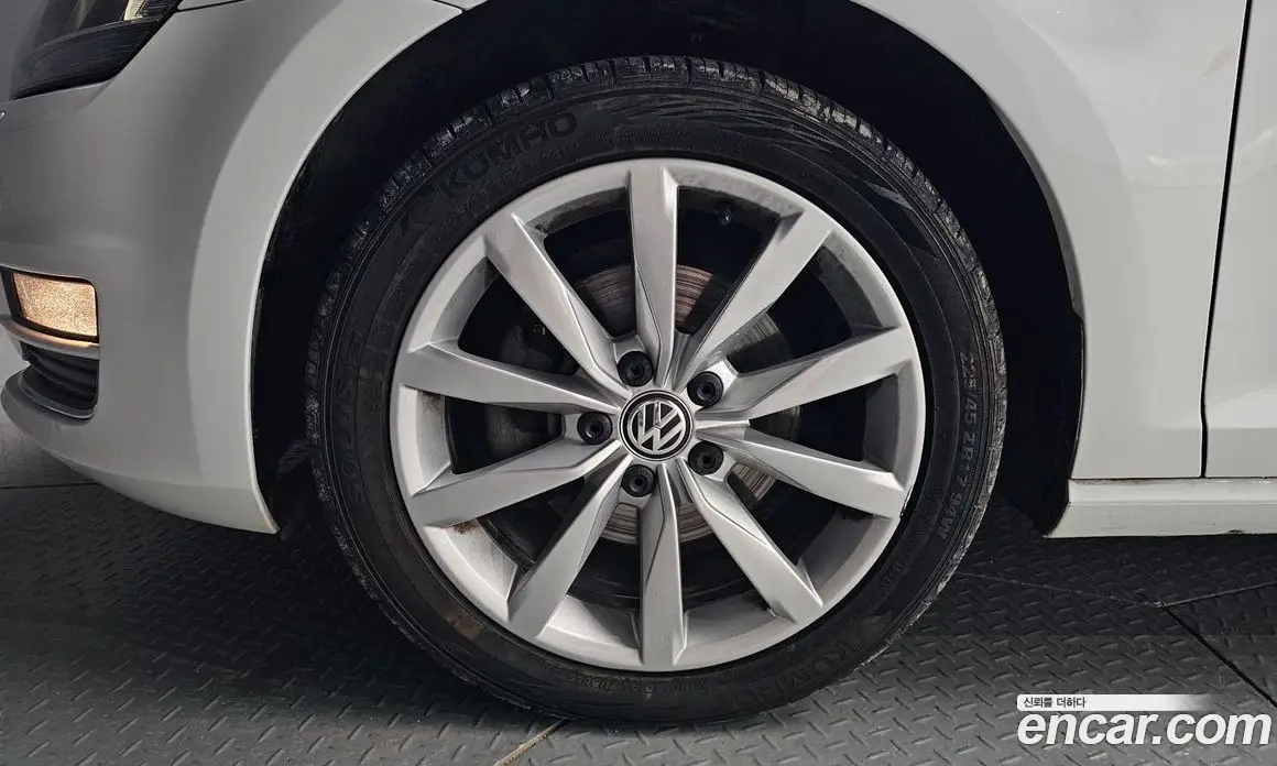 Volkswagen Golf 2014 2.0 автомат (гидро), фото 4