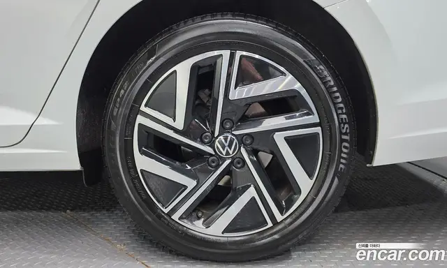 Volkswagen Jetta 2023 1.5 автомат (гидро), миниатюра 7 Volkswagen Jetta 2023 1.5 автомат (гидро), миниатюра 7
