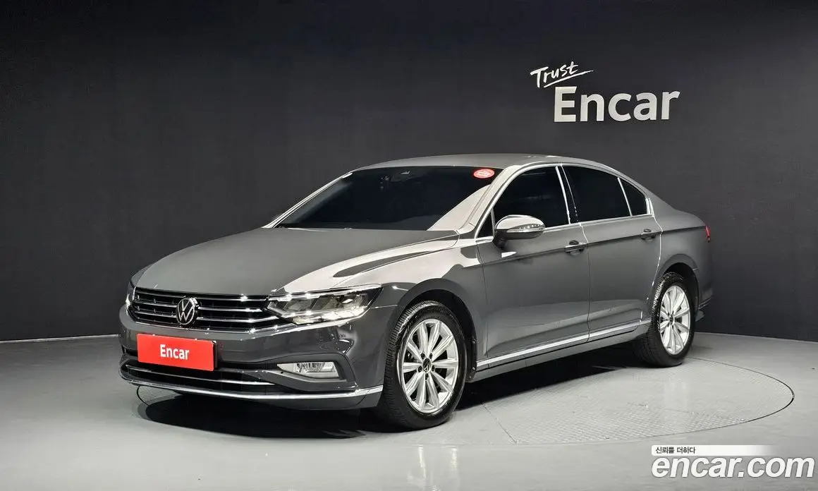 Volkswagen Passat 2021 2.0 автомат (гидро), фото 1 Volkswagen Passat 2021 2.0 автомат (гидро), фото 1