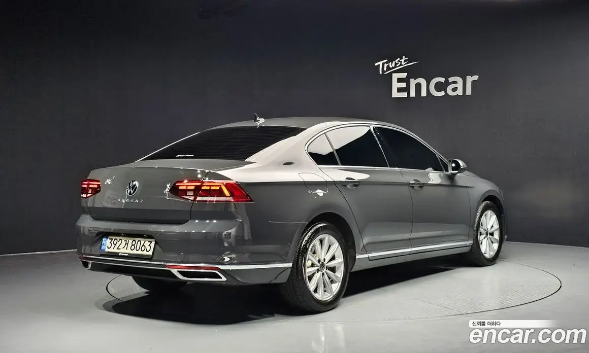 Volkswagen Passat 2021 2.0 автомат (гидро), фото 2 Volkswagen Passat 2021 2.0 автомат (гидро), фото 2