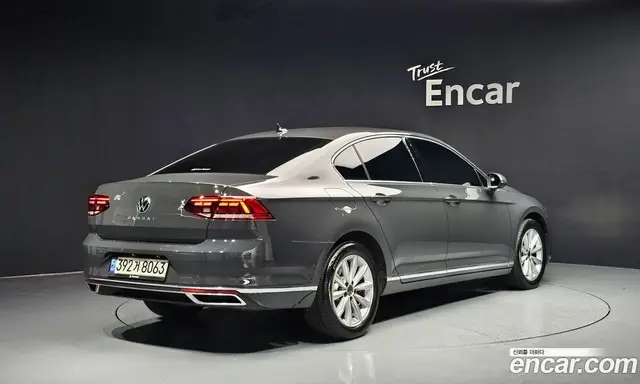 Volkswagen Passat 2021 2.0 автомат (гидро), миниатюра 2 Volkswagen Passat 2021 2.0 автомат (гидро), миниатюра 2
