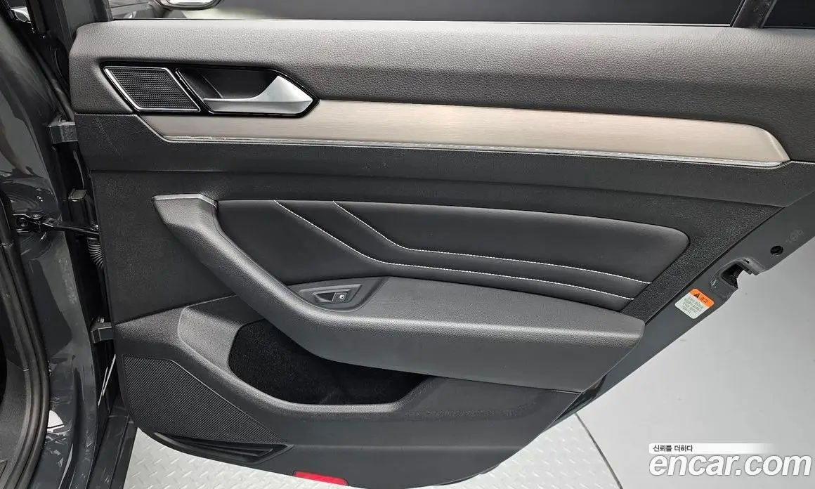 Volkswagen Passat 2021 2.0 автомат (гидро), фото 15 Volkswagen Passat 2021 2.0 автомат (гидро), фото 15