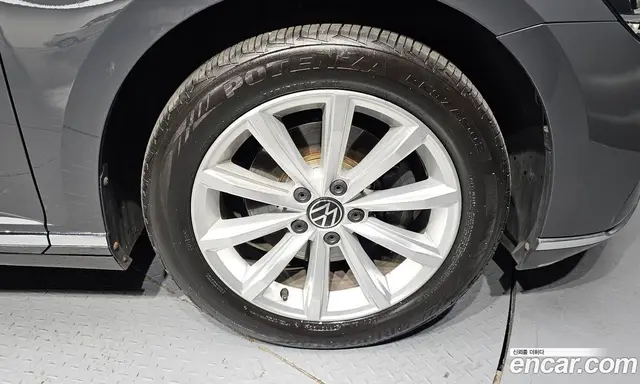 Volkswagen Passat 2021 2.0 автомат (гидро), миниатюра 7 Volkswagen Passat 2021 2.0 автомат (гидро), миниатюра 7