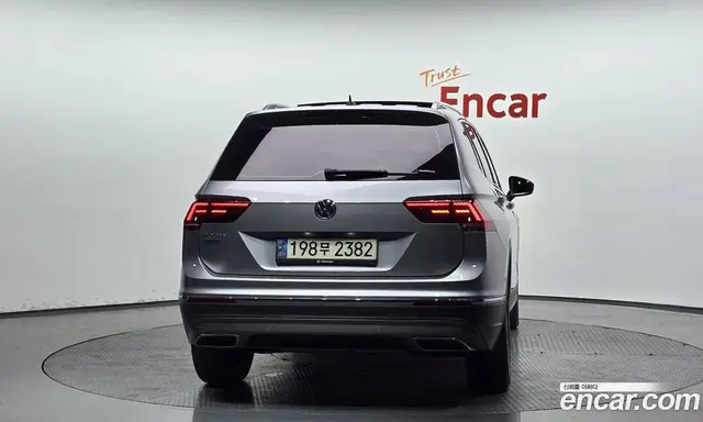 Volkswagen Tiguan 2020 2.0 автомат (гидро), миниатюра 4