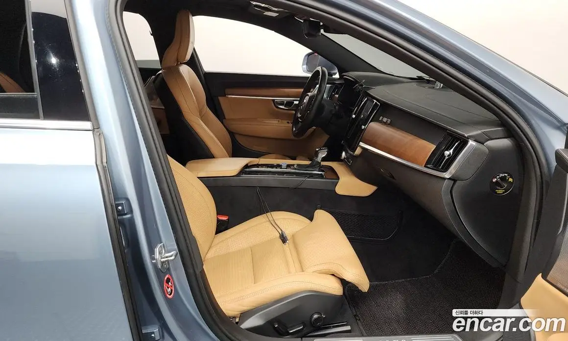 Volvo S90 2019 2.0 автомат (гидро), фото 16 Volvo S90 2019 2.0 автомат (гидро), фото 16