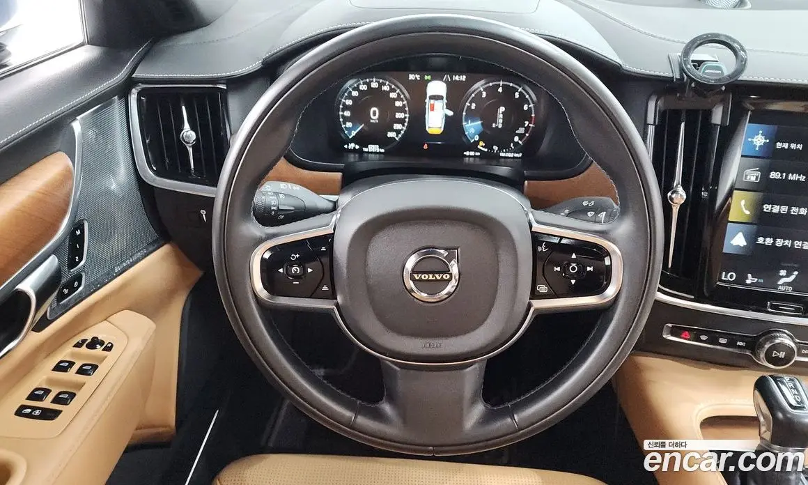 Volvo S90 2019 2.0 автомат (гидро), фото 19 Volvo S90 2019 2.0 автомат (гидро), фото 19