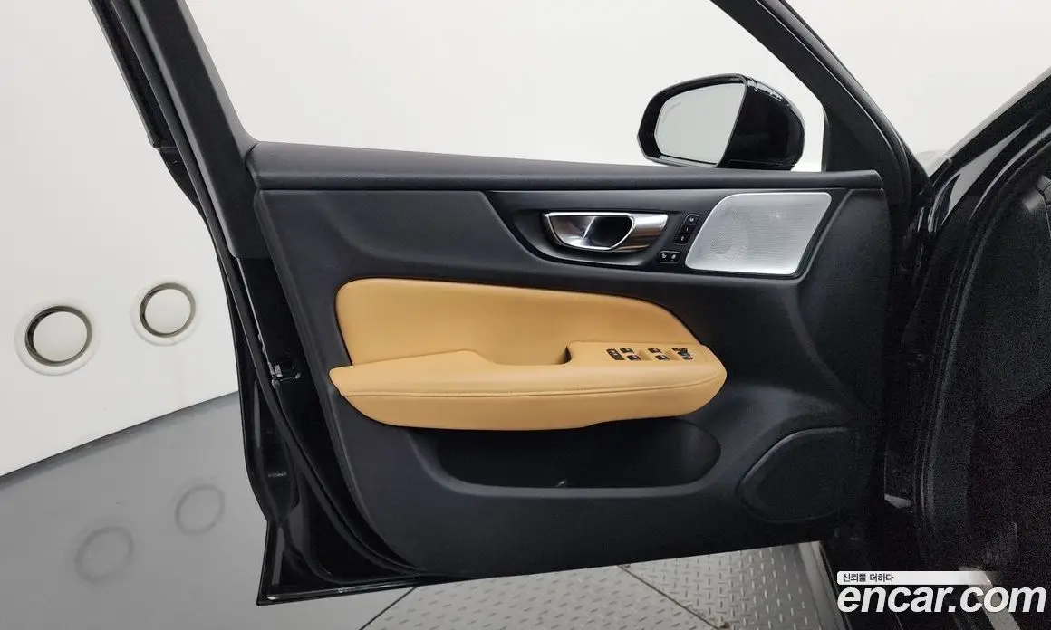 Volvo V60 2021 2.0 автомат (гидро), фото 14 Volvo V60 2021 2.0 автомат (гидро), фото 14