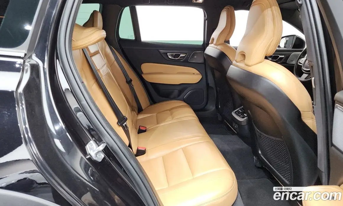 Volvo V60 2021 2.0 автомат (гидро), фото 17 Volvo V60 2021 2.0 автомат (гидро), фото 17