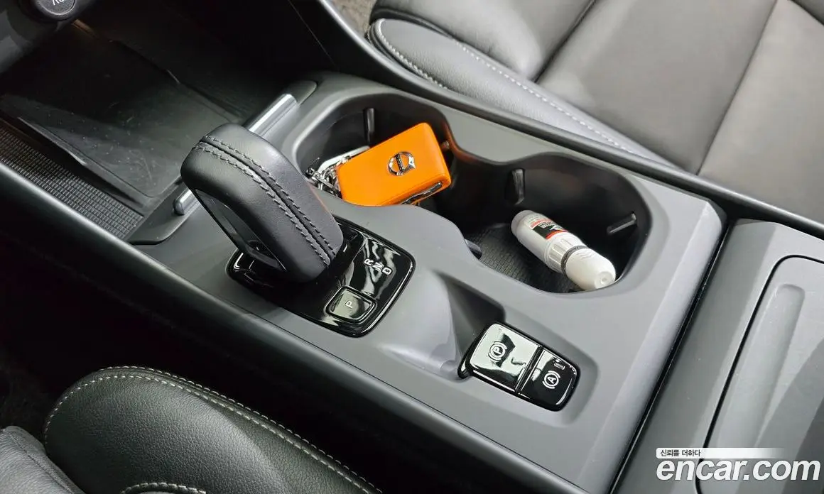 Volvo XC40 2021 2.0 автомат (гидро), фото 11 Volvo XC40 2021 2.0 автомат (гидро), фото 11