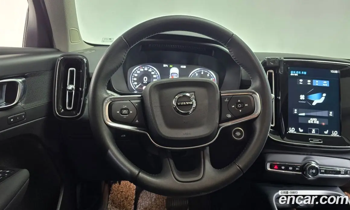 Volvo XC40 2021 2.0 автомат (гидро), фото 18 Volvo XC40 2021 2.0 автомат (гидро), фото 18