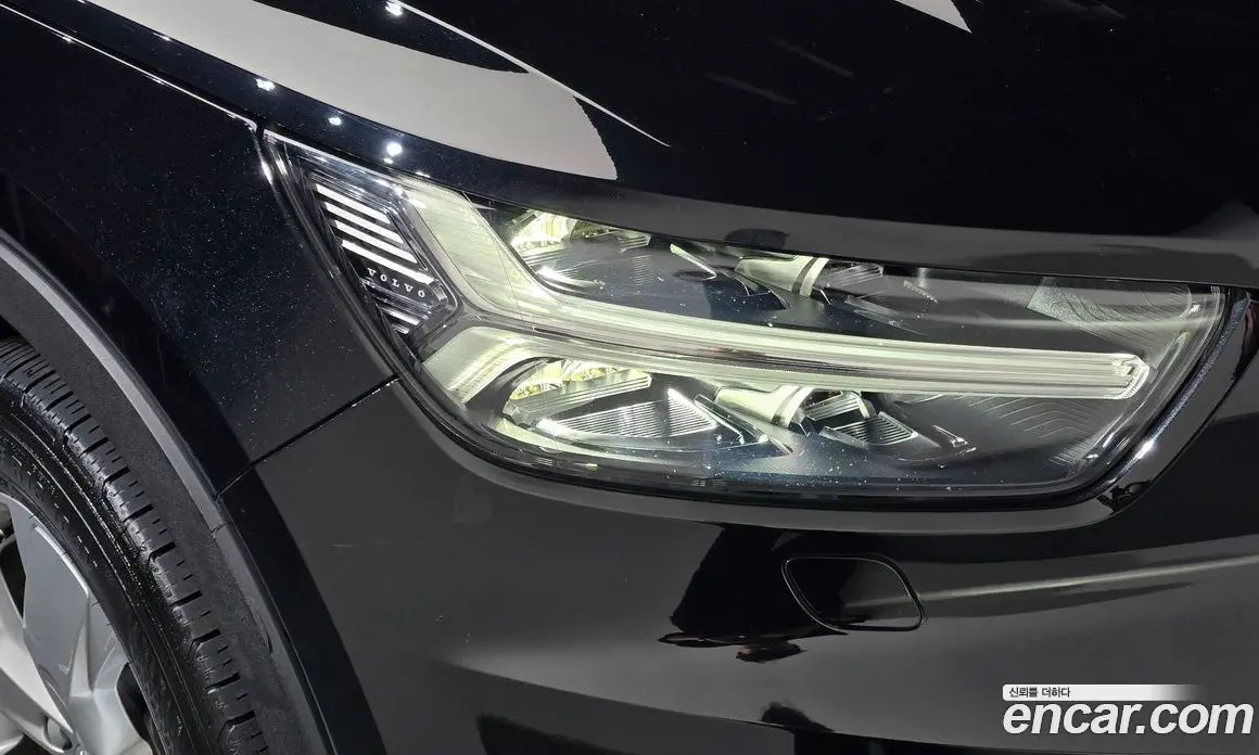 Volvo XC40 2021 2.0 автомат (гидро), фото 7 Volvo XC40 2021 2.0 автомат (гидро), фото 7