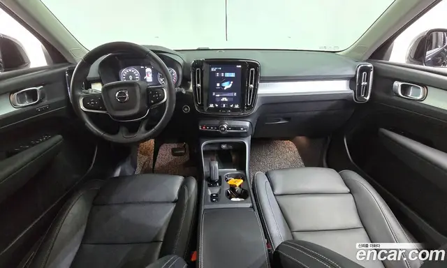 Volvo XC40 2021 2.0 автомат (гидро), миниатюра 9 Volvo XC40 2021 2.0 автомат (гидро), миниатюра 9