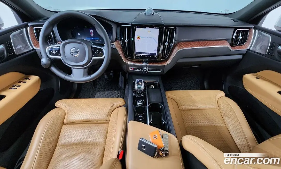 Volvo XC60 2023 2.0 автомат (гидро), фото 10 Volvo XC60 2023 2.0 автомат (гидро), фото 10