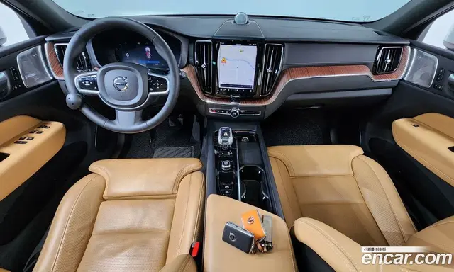 Volvo XC60 2023 2.0 автомат (гидро), миниатюра 10 Volvo XC60 2023 2.0 автомат (гидро), миниатюра 10
