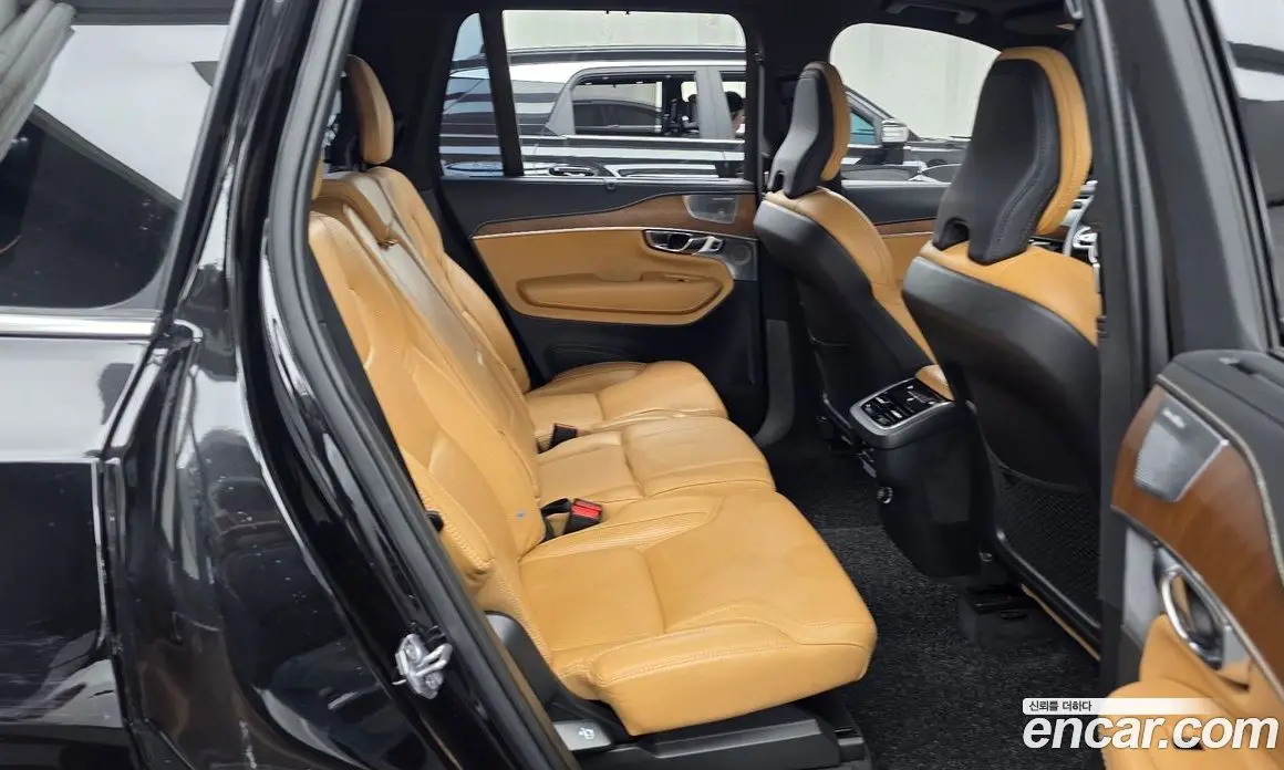Volvo XC90 2019 2.0 автомат (гидро), фото 12