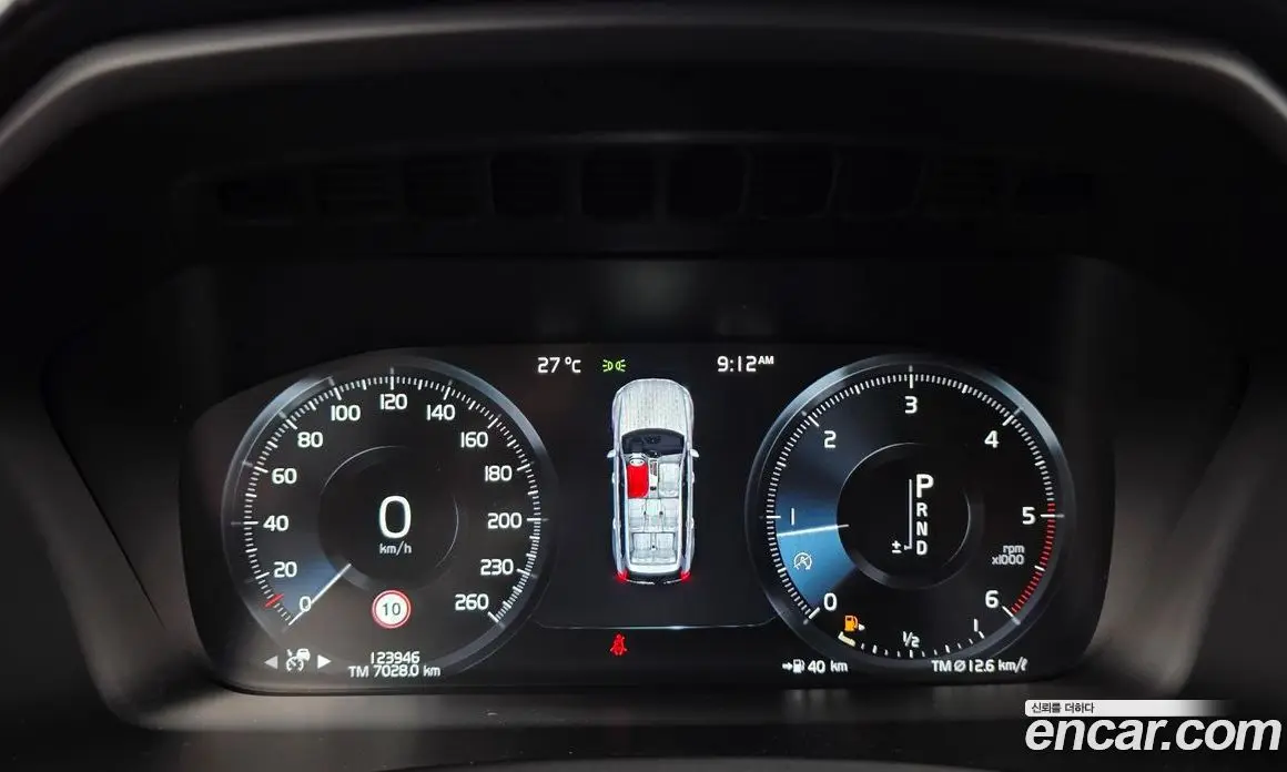 Volvo XC90 2019 2.0 автомат (гидро), фото 8