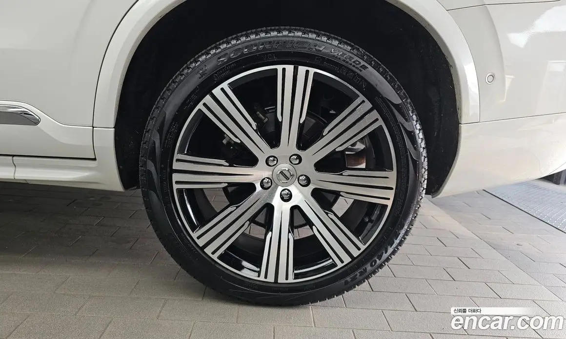 Volvo XC90 2023 2.0 автомат (гидро), фото 7 Volvo XC90 2023 2.0 автомат (гидро), фото 7