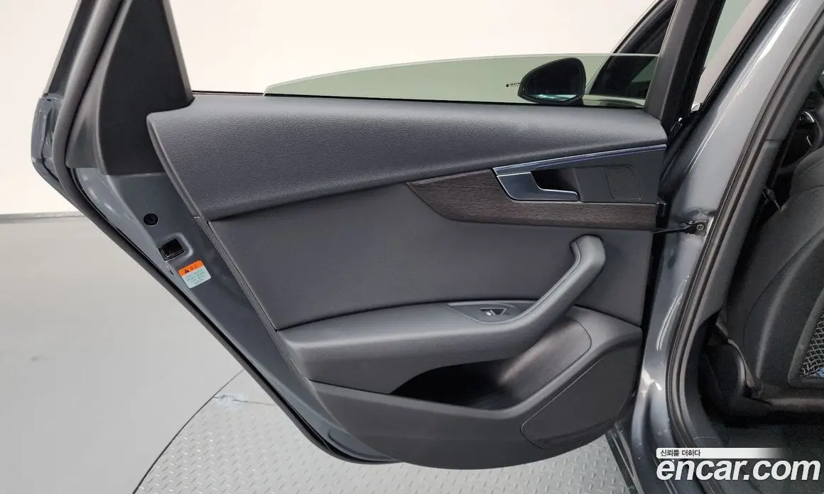 Audi A4 2019 2.0 автомат (гидро), фото 15 Audi A4 2019 2.0 автомат (гидро), фото 15