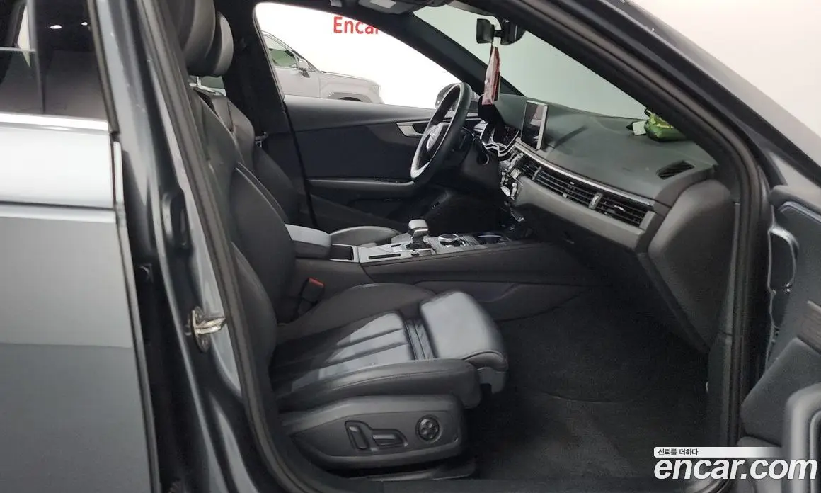Audi A4 2019 2.0 автомат (гидро), фото 16 Audi A4 2019 2.0 автомат (гидро), фото 16