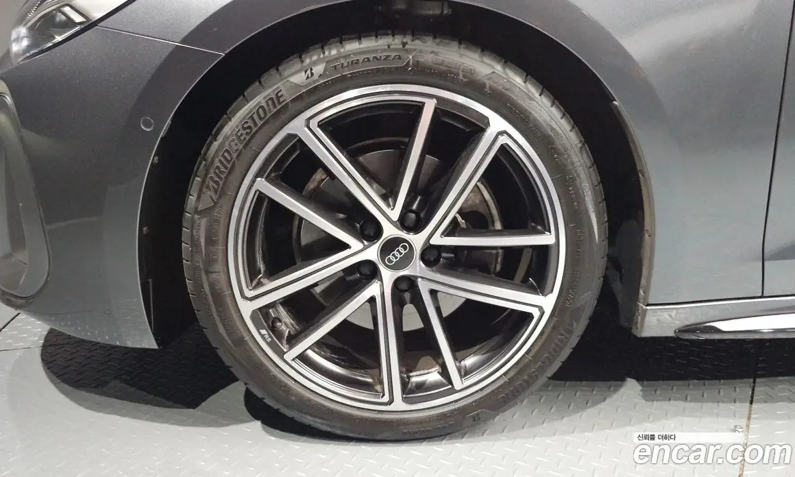 Audi A5 2025 2.0 автомат (гидро), фото 5 Audi A5 2025 2.0 автомат (гидро), фото 5
