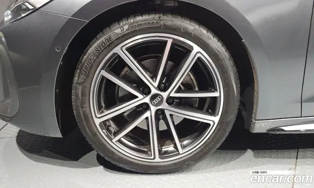 Audi A5 2025 2.0 автомат (гидро), миниатюра 5 Audi A5 2025 2.0 автомат (гидро), миниатюра 5
