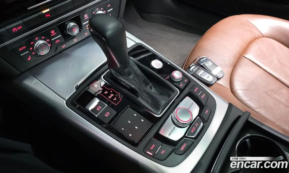 Audi A6 2018 2.0 автомат (гидро), фото 12