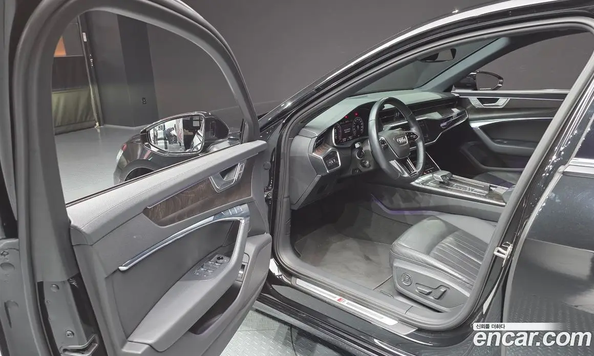 Audi A6 2020 2.0 автомат (гидро), фото 13