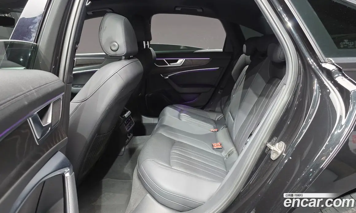 Audi A6 2020 2.0 автомат (гидро), фото 18