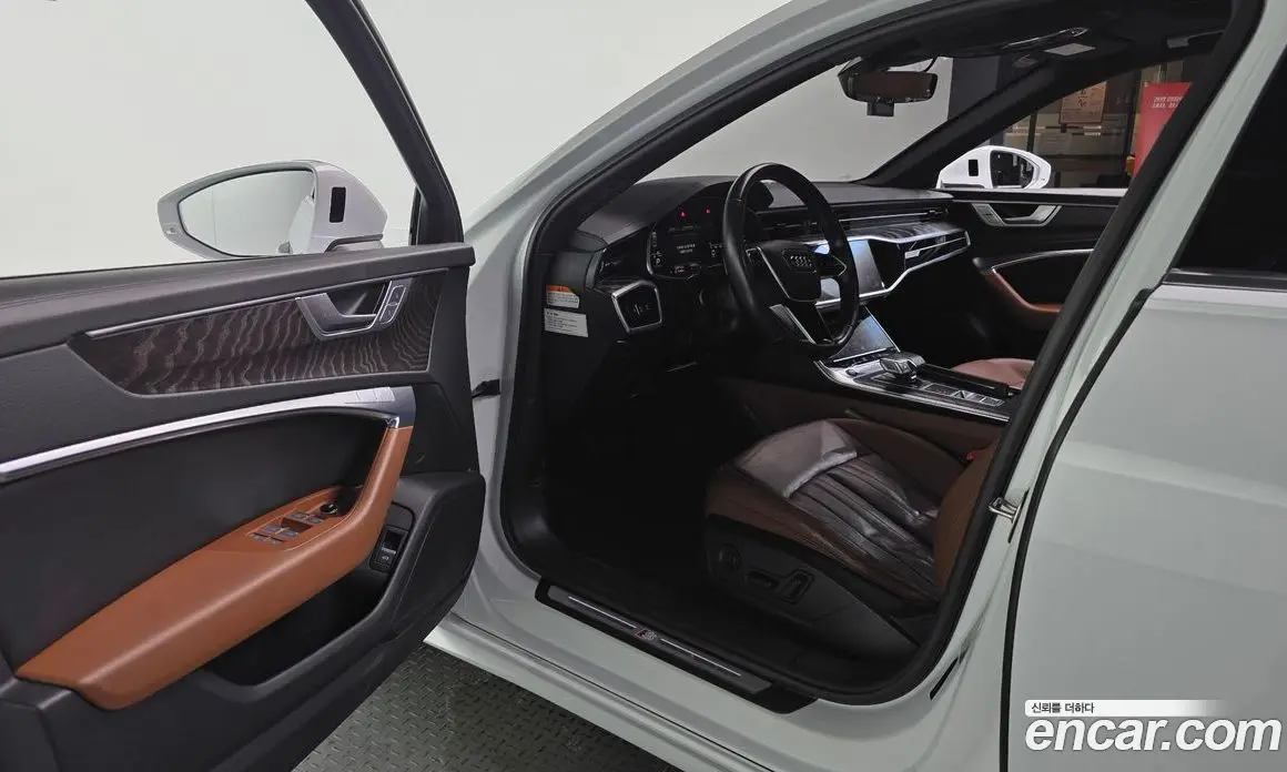 Audi A6 2021 2.0 автомат (гидро), фото 13