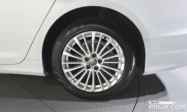 Audi A6 2021 2.0 автомат (гидро), миниатюра 7