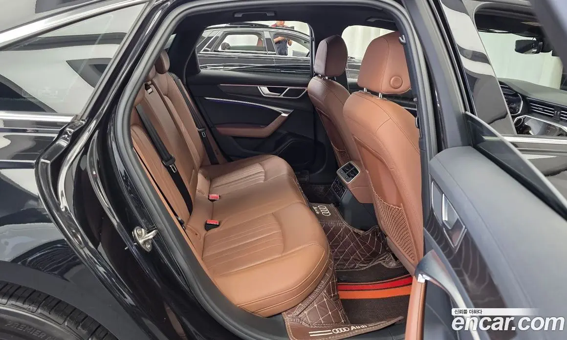 Audi A6 2021 2.0 автомат (гидро), фото 18