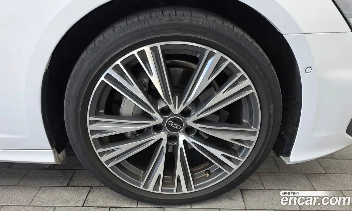 Audi A6 2023 2.0 автомат (гидро), фото 7 Audi A6 2023 2.0 автомат (гидро), фото 7
