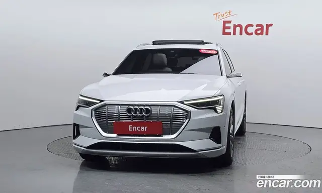 Audi e-tron 2021 0.2 автомат (гидро), миниатюра 2