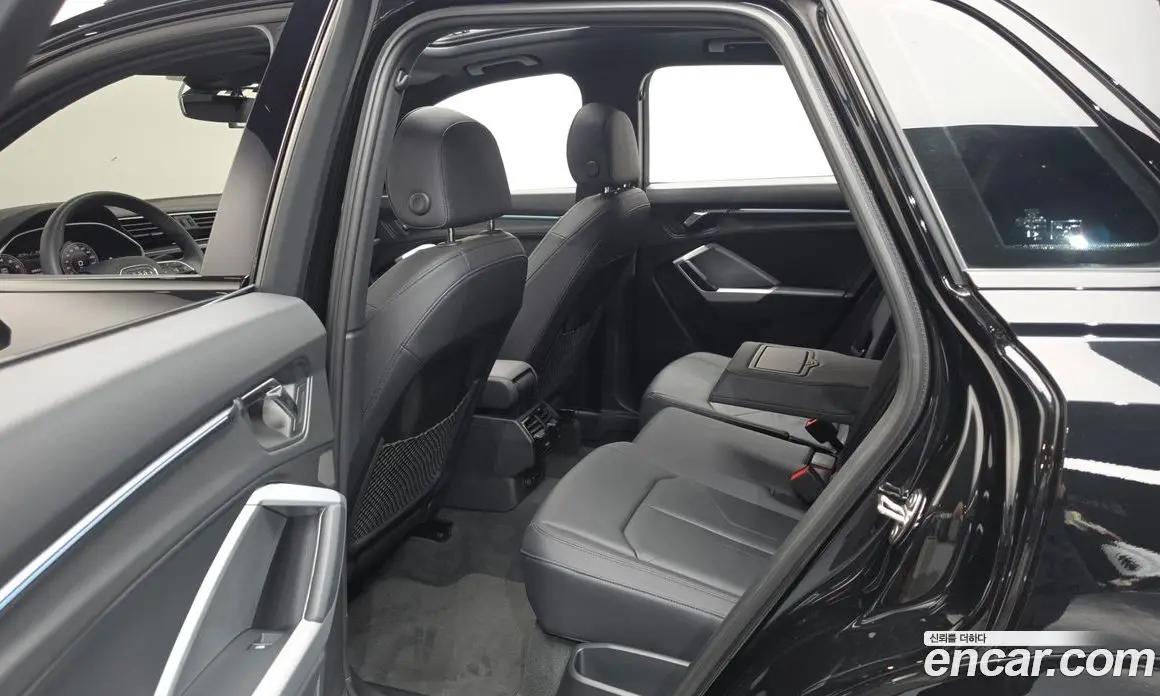 Audi Q3 2025 2.0 автомат (гидро), фото 18