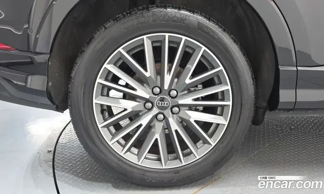 Audi Q3 2025 2.0 автомат (гидро), миниатюра 5