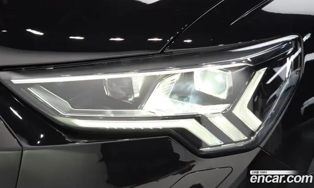 Audi Q3 2025 2.0 автомат (гидро), миниатюра 8