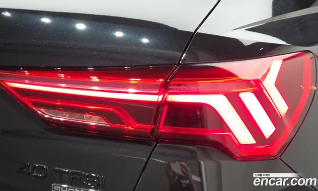 Audi Q3 2025 2.0 автомат (гидро), миниатюра 9