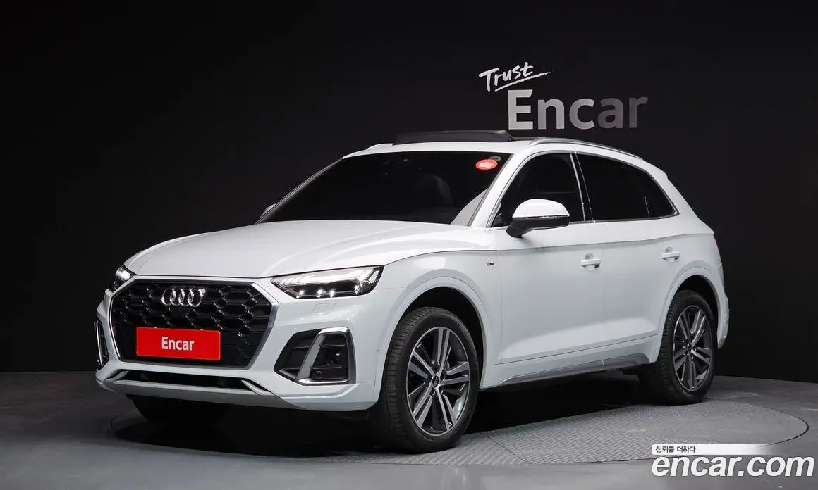 Audi Q5 2022 2.0 автомат (гидро), фото 1 Audi Q5 2022 2.0 автомат (гидро), фото 1