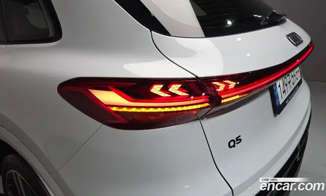 Audi Q5 2025 2.0 автомат (гидро), миниатюра 8