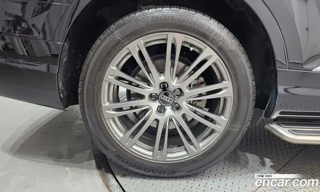 Audi Q7 2019 2.0 автомат (гидро), миниатюра 5