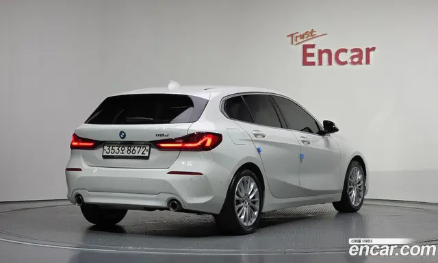 BMW 1 серия 2020 2.0 автомат (гидро), миниатюра 2