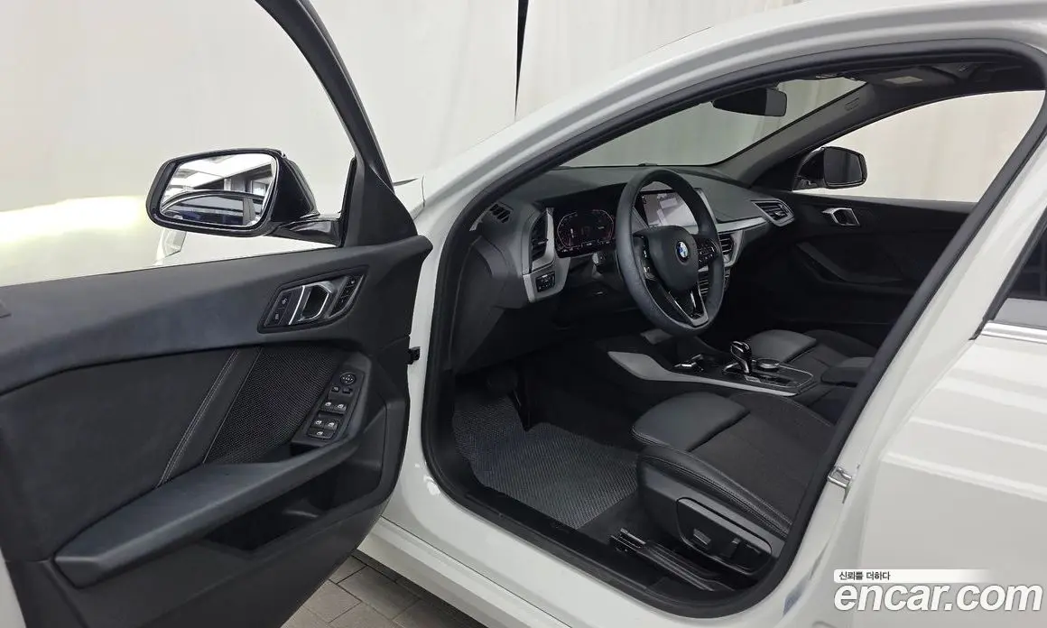 BMW 1 серия 2020 2.0 автомат (гидро), фото 13