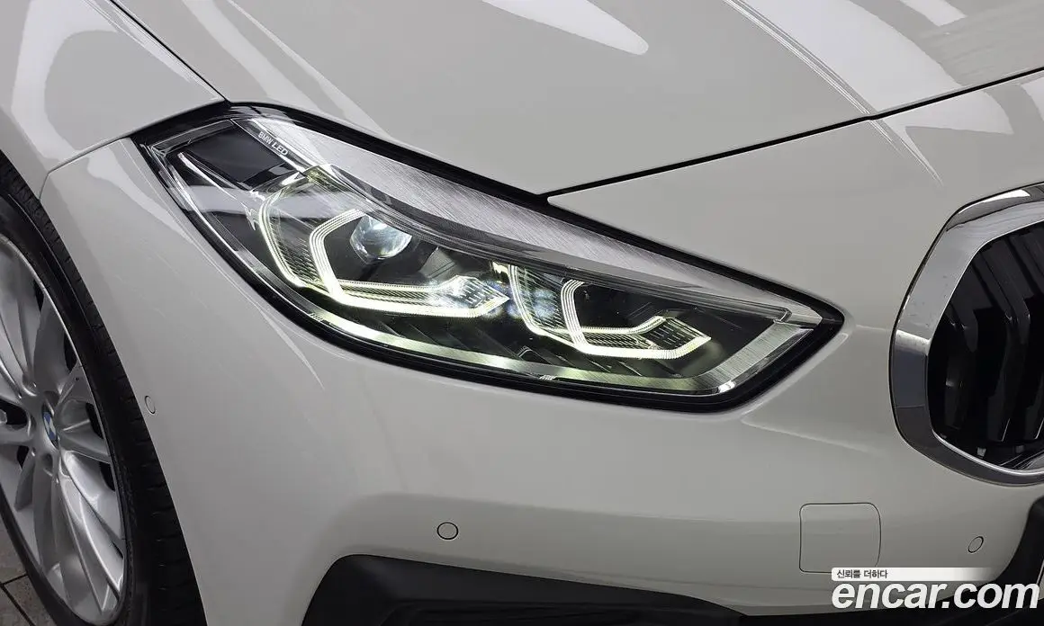 BMW 1 серия 2020 2.0 автомат (гидро), фото 8