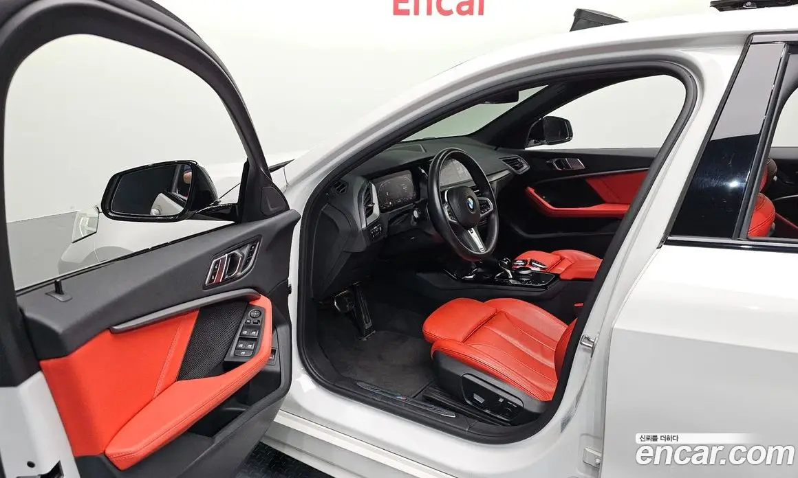 BMW 1 серия 2021 2.0 автомат (гидро), фото 12